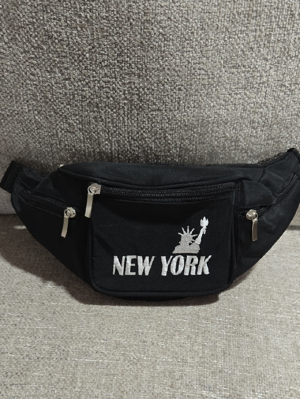 NEW YORK Embroidered Black Waist Bag
